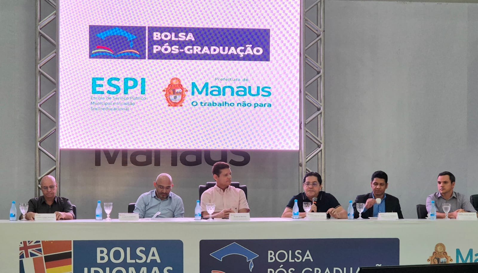 Prefeitura de Manaus lança editais dos programas Bolsa Idiomas e Bolsa Pós-Graduação para 2026
