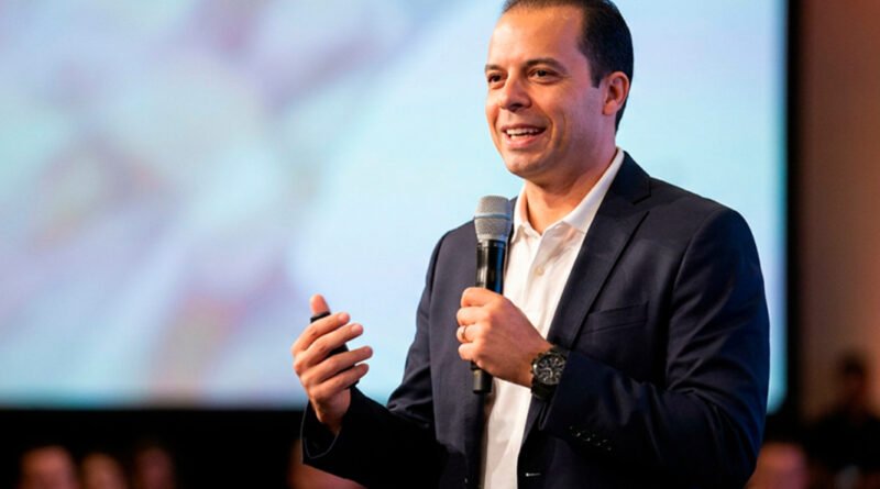 Oitavus cria sistema de vendas previsíveis para indústrias