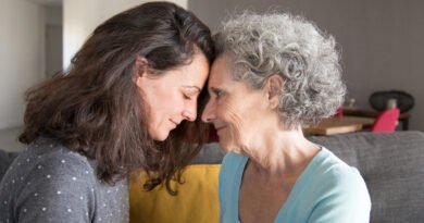 Envelhecimento aumenta demanda por serviços de saúde