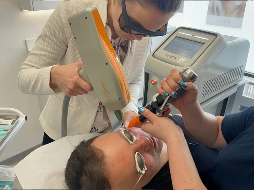 Dermatologia e cirurgia plástica se unem no cuidado facial