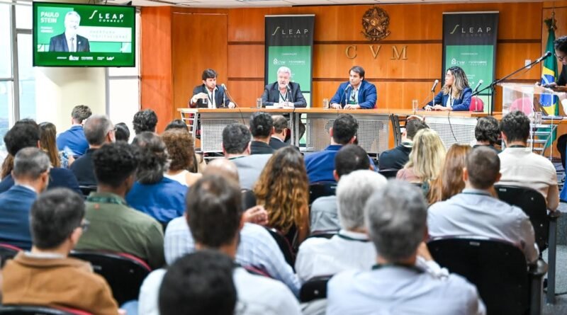 CVM e Fenasbac abrem inscrições para o LEAP 2026