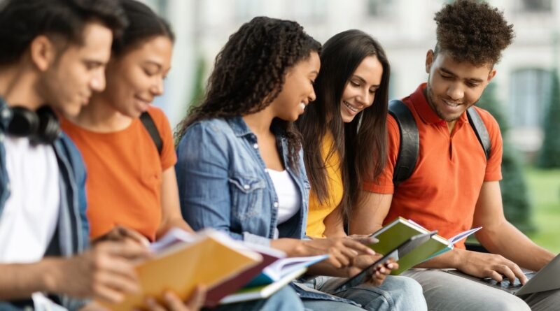Bilinguismo amplia cognição e aprovação em vestibulares