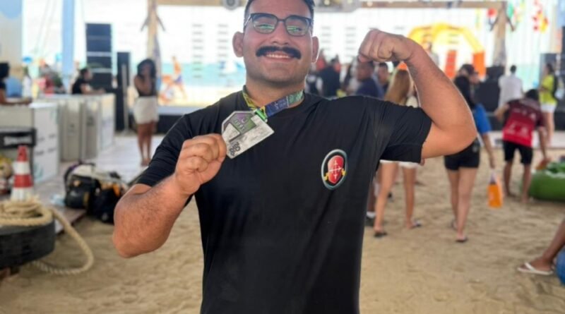Amazonense Eduardo Trovão conquista vice-campeonato no beach wrestling do JUBs Praia 2026