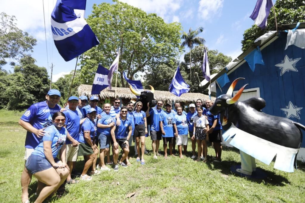 Boi Caprichoso marca Parananema como território azulado em Parintins