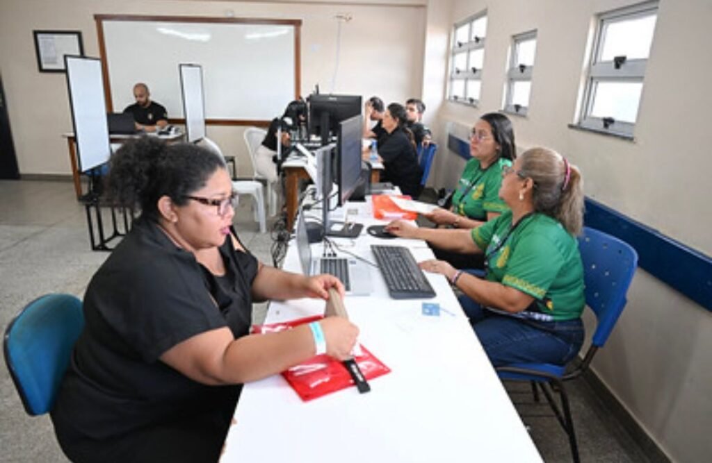 Mutirão em Parintins combate sub-registro civil e emite documentos gratuitos