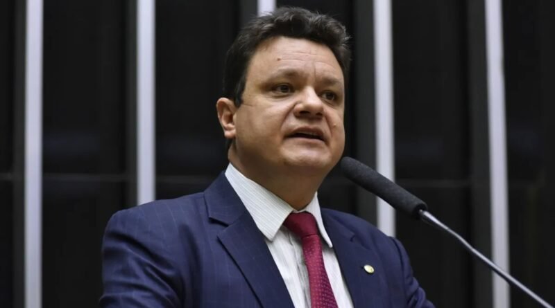 Odair Cunha toma posse como ministro do TCU
