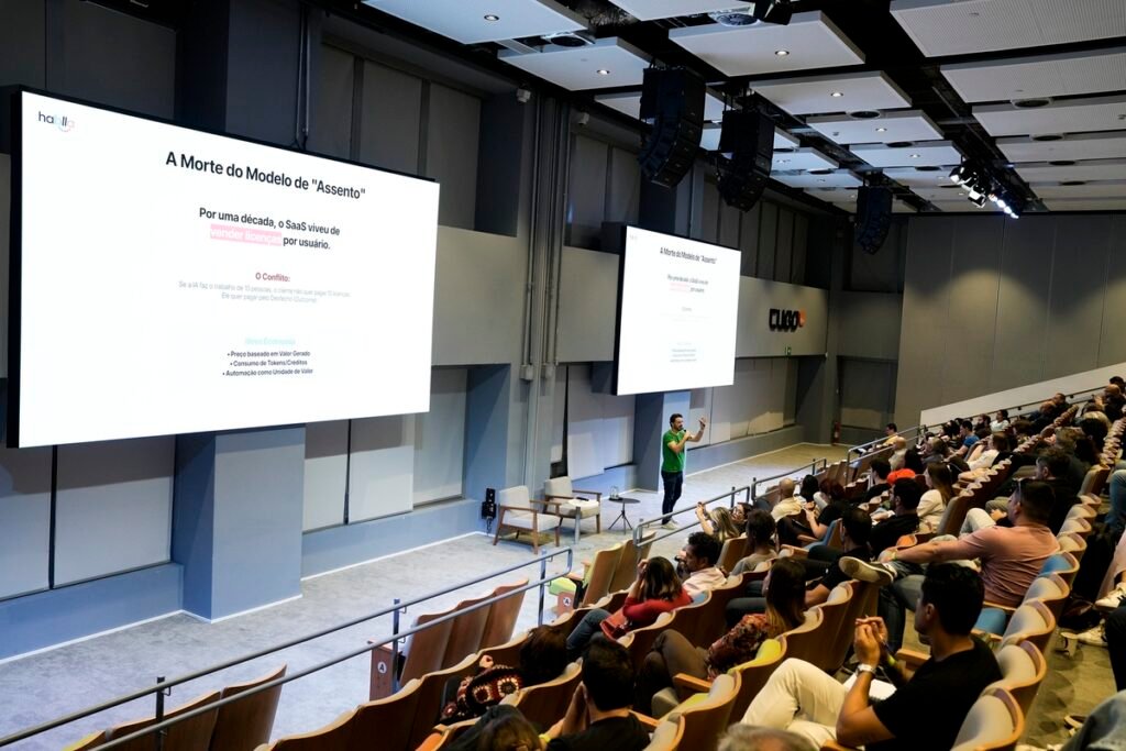 Hablla leva debate sobre IA e WhatsApp à América Latina