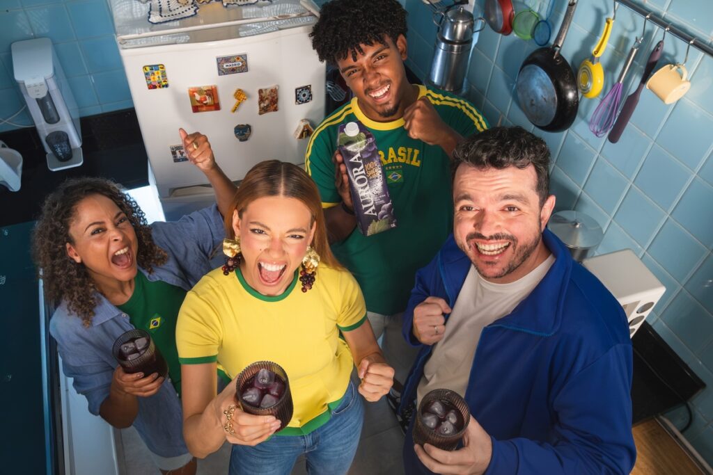Ação da Aurora leva qualidade premiada do suco às redes