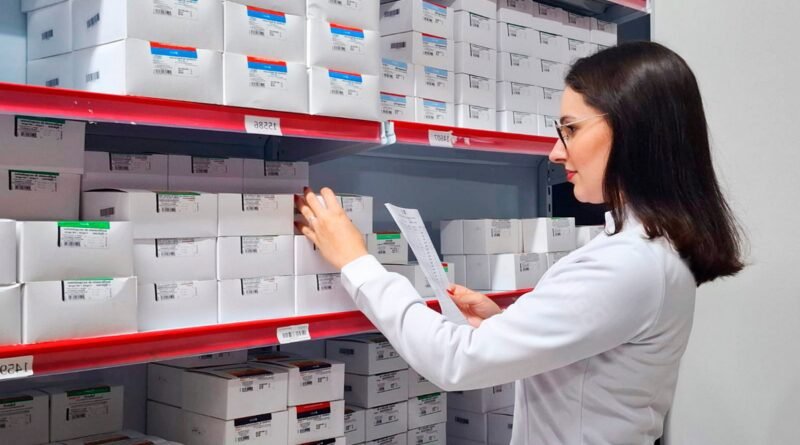 Distribuição de medicamentos avança com foco em conformidade