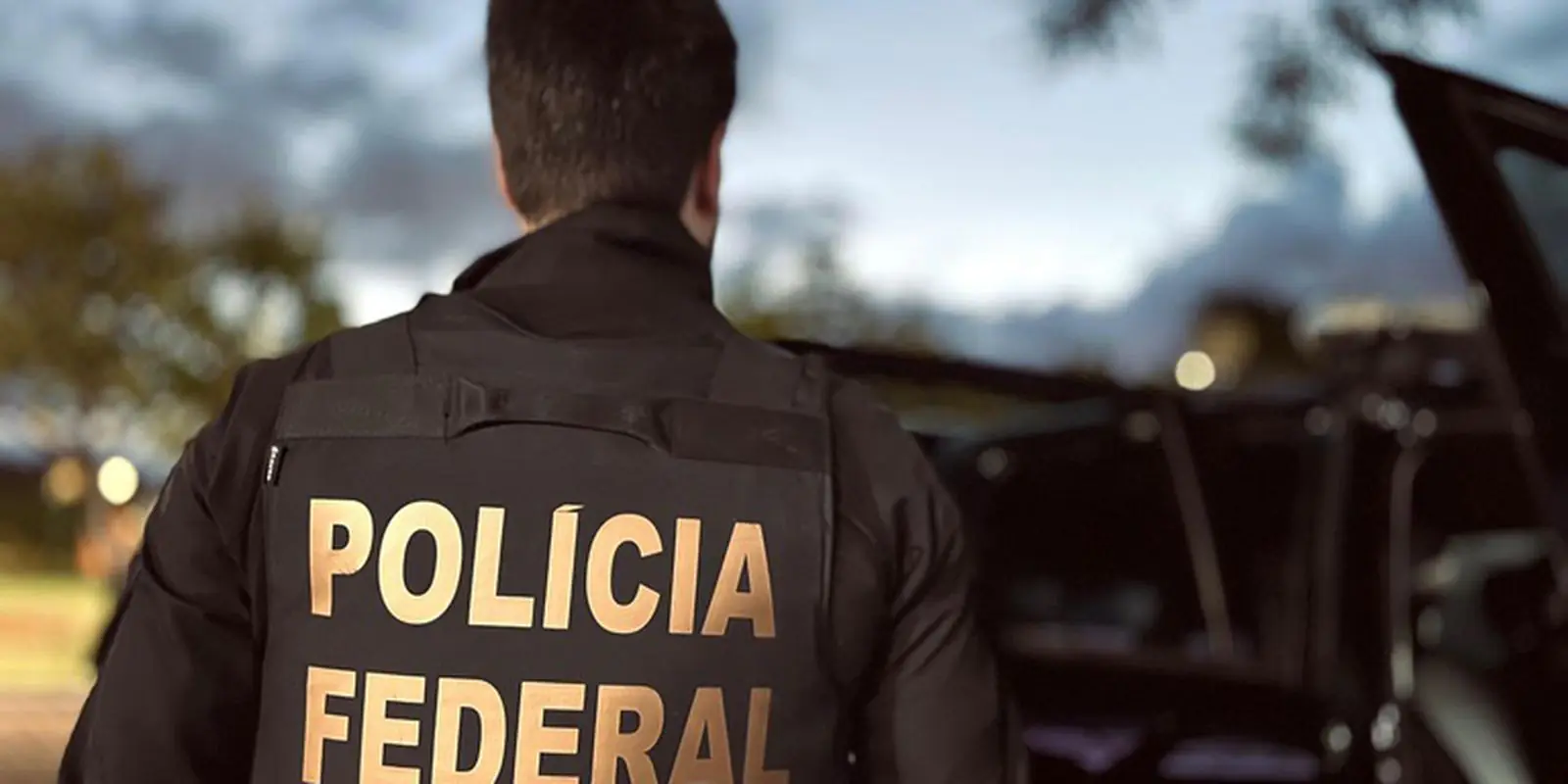 Casal acusado de falsificar alvarás para soltar presos é preso pela Polícia Federal no Rio
