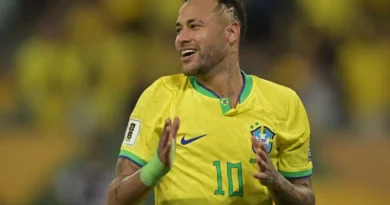 Ancelotti confirma retorno de Neymar aos treinos e projeta atacante contra a Escócia