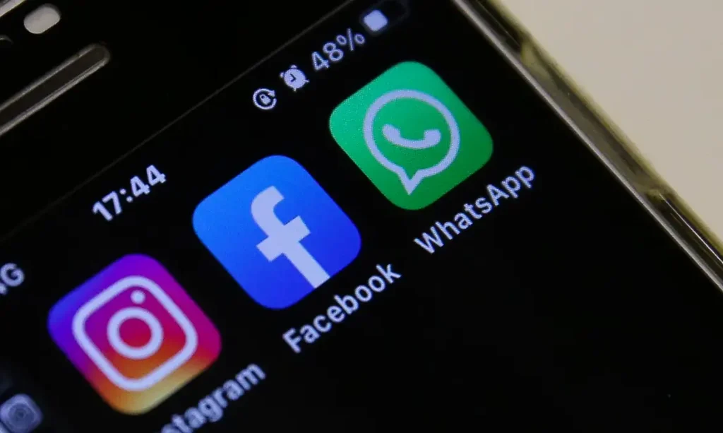 Malásia reforça controle sobre acesso juvenil às redes sociais