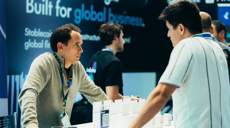 Executivo brasileiro expande pagamentos com stablecoins