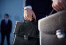 Em SP, 60% das vagas de estágio em Direito exigem prática