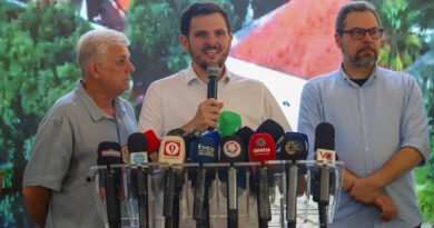 Prefeito Renato Junior anuncia rua gastronômica e transferência de secretarias para revitalizar o Centro de Manaus