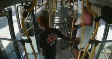 Polícia divulga imagens de suspeitos de assalto a ônibus da linha 560 e pede ajuda para identificá-los