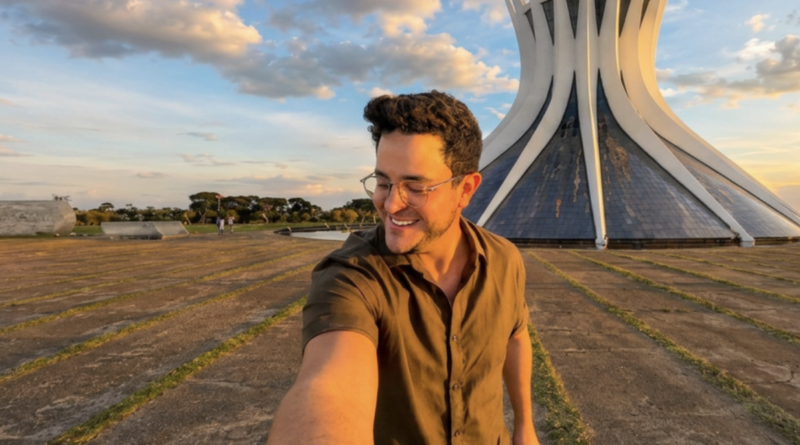 Influenciador de Brasília, Eldo Gomes, lança série de turismo