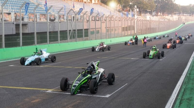 Do rental kart à Fórmula Vee: como começar no automobilismo