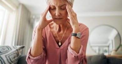 Menopausa vai além das ondas de calor, alerta ginecologista