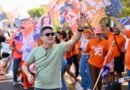 David Almeida percorre Manaus em domingo de bandeiraços do 70