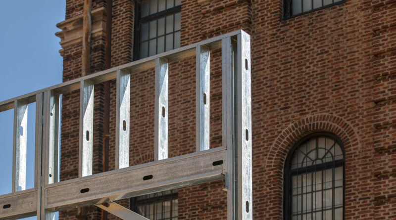 Como unir Steel Frame a uma obra existente