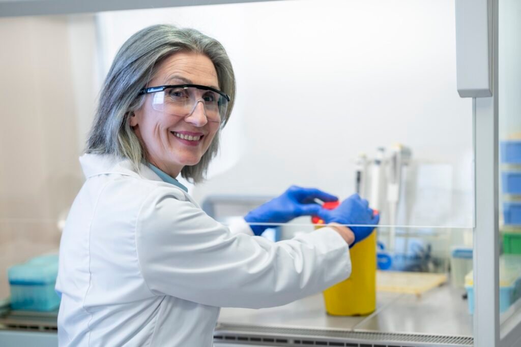 Nova resolução da ANVISA redefine limpeza em laboratórios