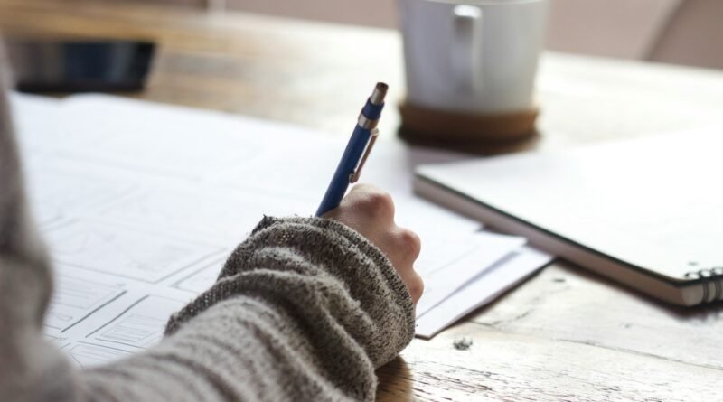 Trabalhadores de MG priorizam estudo de idiomas e tecnologia