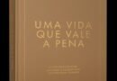Cirurgião de celebridades lança livro na Bienal de São Paulo
