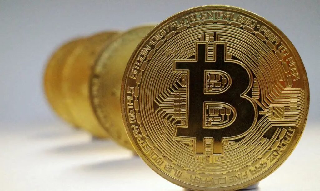 Transferências de criptomoedas entram em nova regra do BC