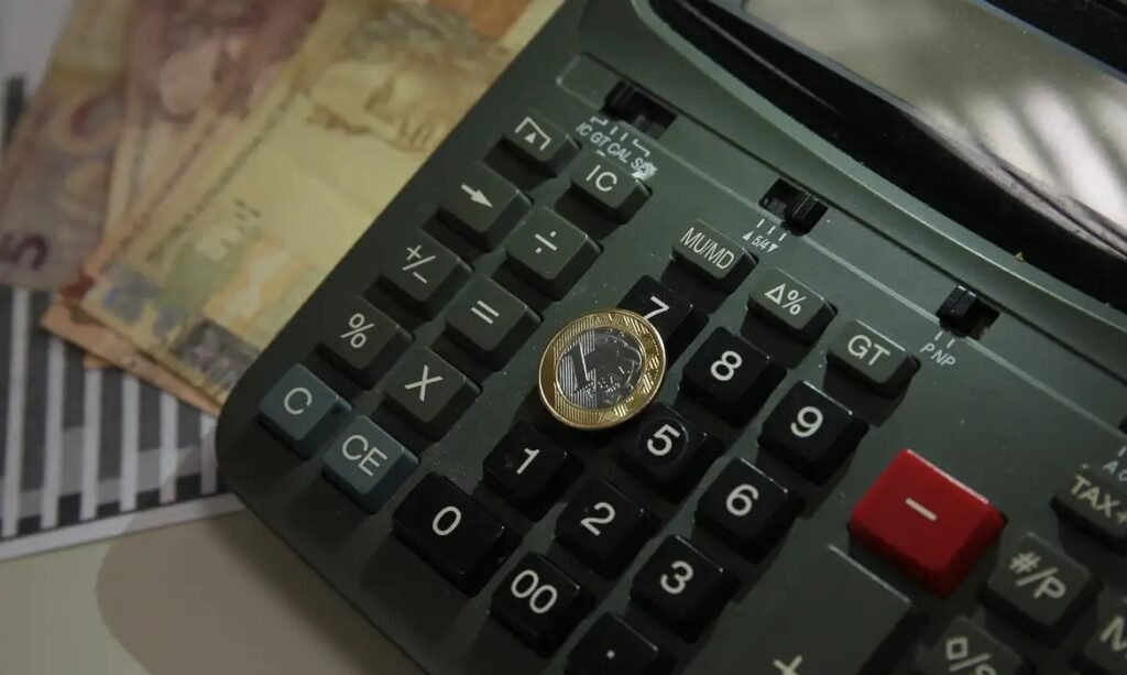 Inflação de setembro é a maior desde abril, diz IBGE