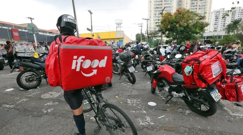 Transporte por app lidera trabalho em plataformas