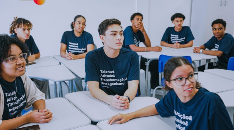 Espro oferece mais de 4,5 mil vagas de Jovem Aprendiz