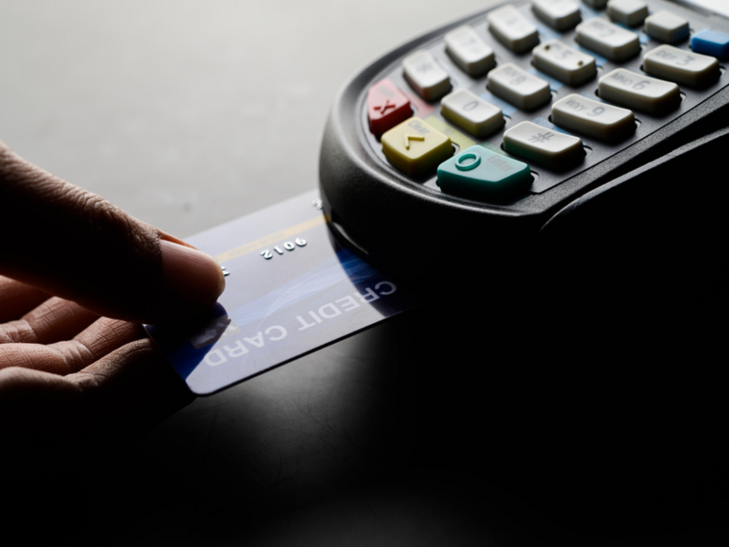 Chargeback ganha papel estratégico contra fraudes online