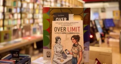 Livro resgata sete décadas de crédito e cartões no Brasil