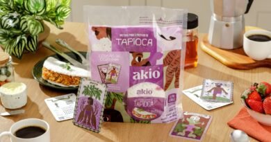 Akio leva tapioca e folclore às famílias