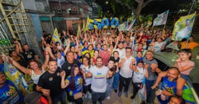 “Fechamos essa campanha do jeito que começou: com gente na rua e muita fé”, diz Jorge Oliveira