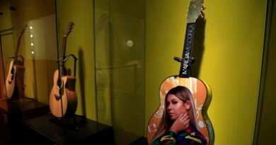 São Paulo(SP)- 08/10/2026. O Museu da Imagem e do Som (MIS), apresenta a exposição “Marília Mendonça – Sentimento Louco”, a primeira grande mostra dedicada à trajetória da artista. Foto: Paulo Pinto/Agencia Brasil