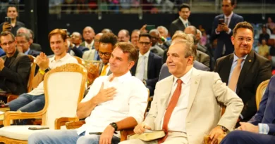 São Paulo (SP), 11/10/2026 - Candidato à presidência do Brasil, Flávio Bolsonaro, durante encontro com empresários. Foto: Charles Vieira/Campanha Flávio Bolsonaro