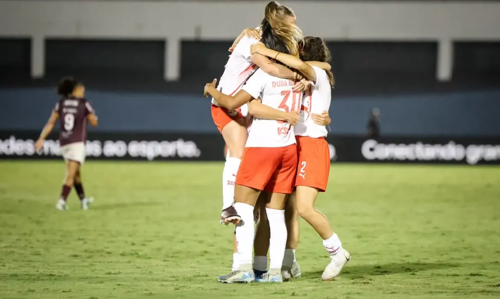Red Bull Bragantino vence Ferroviária fora de casa no jogo de ida das quartas de final da Copa do Brasil Feminina - em 12/10/2026