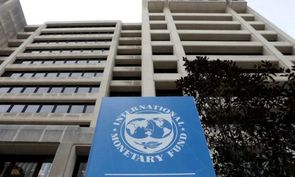 O prédio da sede do Fundo Monetário Internacional (FMI), em Washington 08/04/2019 REUTERS/Yuri Gripas