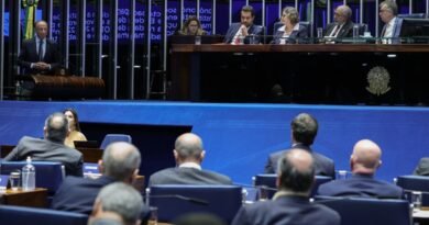 Brasília – DF – 01/07/2026 - Sessão semipresencial para debater os impactos sociais, econômicos e produtivos da proposta de emenda à Constituição que trata da redução da jornada de trabalho e do fim da chamada escala 6x1 no Brasil. ( Presidente da Fiesp, Paulo Skaf ) Foto: Lula Marques/ Agência Brasil