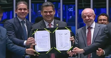 Brasília (DF), 16/10/2026 -Congresso promulga emendas sobre fim da jornada 6x1 e aposentadoria de agentes de saúde. Frame TV Senado