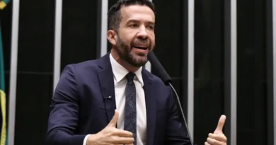 Brasília (DF), 15/04/2026 - Deputado André Janones. Foto: Kayo Magalhães/Câmara dos Deputados
