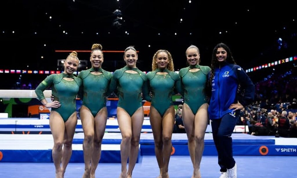 seleção brasileira feminina termina em 5º lugar na disputa por equipes do Mundial de Ginástica Artística, em 21/10/2026