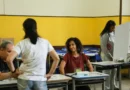 Niterói (RJ), 27/10/2024 – Eleitores votam na 71ª Zona Eleitoral, no Colégio Liceu Nilo Peçanha, no centro de Niterói. Foto: Tomaz Silva/Agência Brasil