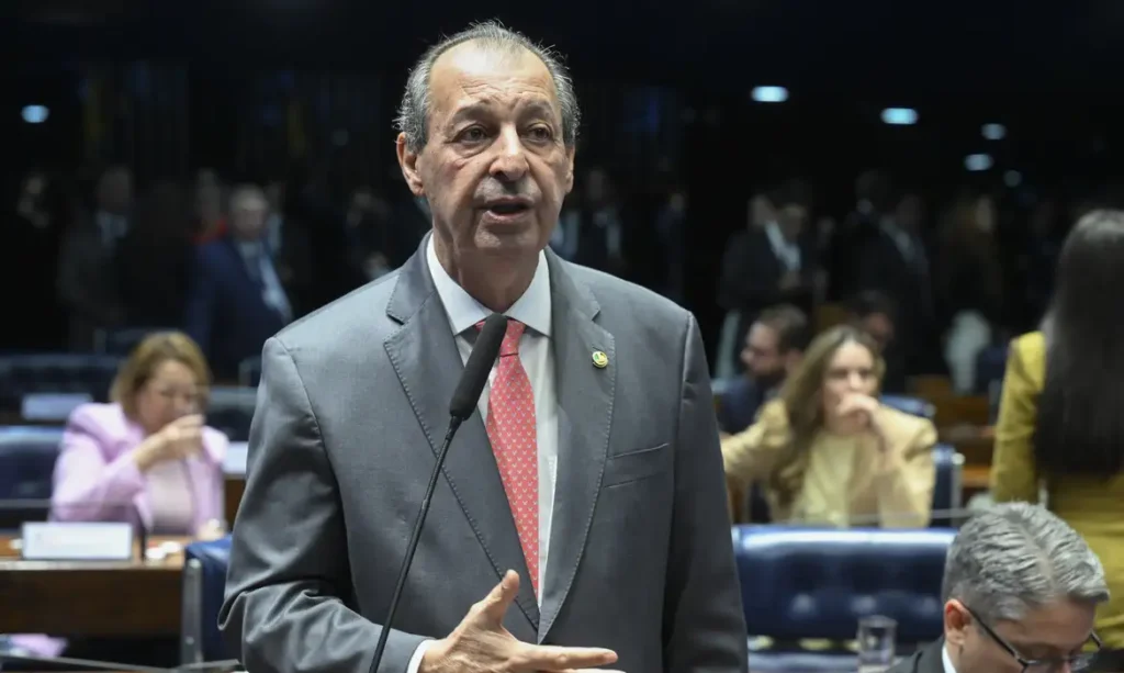 Brasília (DF), 12/11/2025 - Senador Omar Aziz durante sessão do Senado Federal. Foto: Carlos Moura/Agência Senado