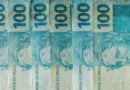 10/07/2026 - Brasília - dinheiro, moeda, real, reais, cédula, cédulas, nota, notas, moeda brasileira, dinheiro brasileiro, inflação, inflação alta, deflação, economia, economia brasileira, mercado, mercado financeiro, finanças, finanças pessoais, orçamento, orçamento doméstico, renda, renda familiar, salário, salário mínimo, remuneração, vencimento, pagamento, poder de compra, custo de vida, custo dos alimentos, aumento de preços, alta dos preços, carestia, desvalorização, valorização, perda do poder de compra, crise econômica, recessão, crescimento econômico, consumo, consumidor, compras, supermercado, cesta básica, despesas, gastos, contas, contas a pagar, boletos, dívida, dívidas, endividamento, inadimplência, poupança, economia doméstica, investimento, investimentos, aplicações financeiras, juros, taxa de juros, taxa Selic, Banco Central, crédito, empréstimo, financiamento, cartão de crédito, débito, PIX, transferência bancária, banco, instituição financeira, orçamento familiar, planejamento financeiro, reserva de emergência, patrimônio, riqueza, patrimônio líquido, capital, capital financeiro, lucro, prejuízo, receita, despesa, balanço financeiro, impostos, tributos, tributação, imposto de renda, arrecadação, arrecadação fiscal, carga tributária, imposto, taxa, tarifas, câmbio, dólar, euro, cotação, câmbio flutuante, desvalorização cambial, valorização cambial, moeda estrangeira, inflação acumulada, índice de preços, IPCA, INPC, IGP-M, poder aquisitivo, renda per capita, desenvolvimento econômico, estabilidade econômica, política monetária, política fiscal, oferta, demanda, produtividade, consumo consciente, educação financeira, planejamento financeiro, equilíbrio financeiro, independência financeira, riqueza, prosperidade, orçamento público, gastos públicos, contas públicas, déficit, superávit, tesouro nacional, moeda forte, moeda fraca, liquidez, circulação de dinheiro, s