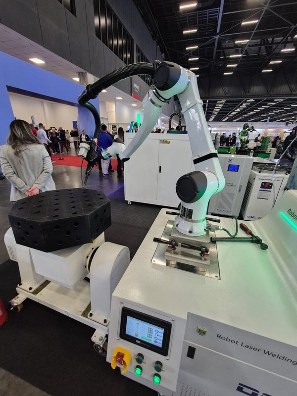 Empresas de Zhejiang buscam parceiros de negócios no Brasil